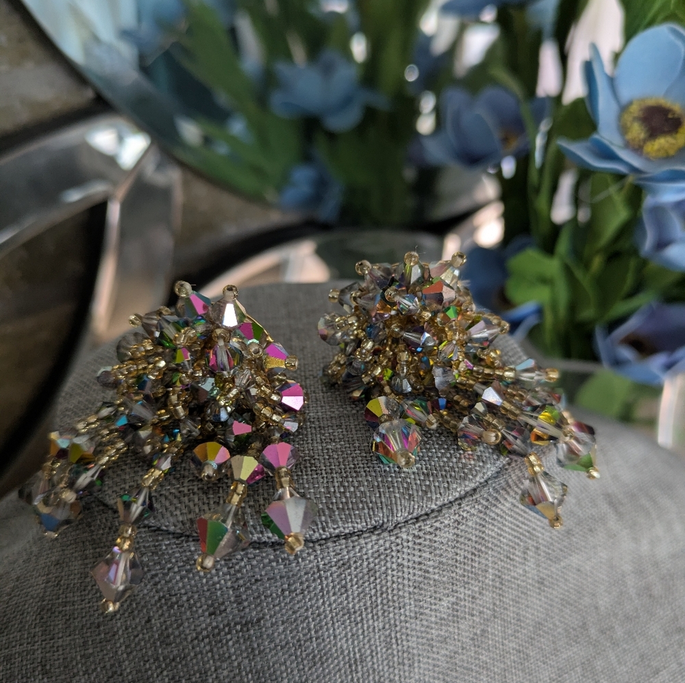 Vintage, Glam, Waterfall, faceted, sparkling Chandelier Drop Clip on Earrings - Picture 6 of 13